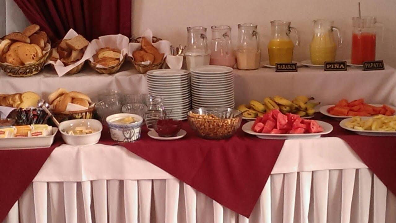 סוקרה Hotel Independencia מראה חיצוני תמונה